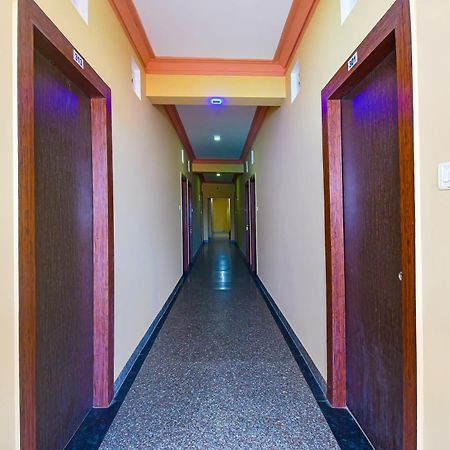 Oyo Flagship Hotel Sea Garden Puri Exterior photo
